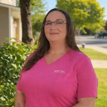 Leann Oletski, Supplements Manager